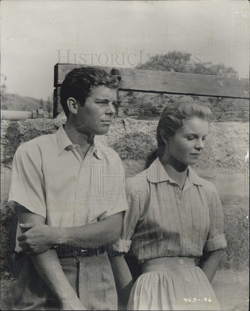 1958 Press Photo Russ Tamblyn and Diane Varsi in "Peyton Place". - Historic Images