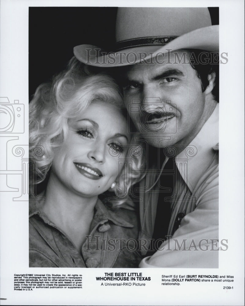 1982 Press Photo Actor Burt Reynolds And Actress/Singer Dolly Parton Star- Historic Images