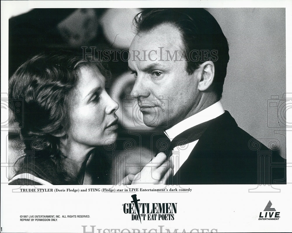 1987 Press Photo Doris Fledge and Sting Gentlemen Don&#39;t Eat Poets- Historic Images