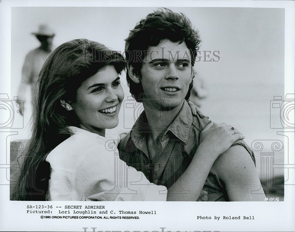 1985 Press Photo Lori Laughlin Actress C. Thomas Howell Actor Secret Admirer- Historic Images