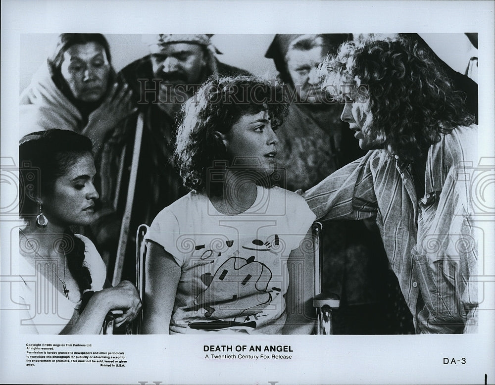 1986 Press Photo Scene from &quot;Death of an Angel&quot;- Historic Images