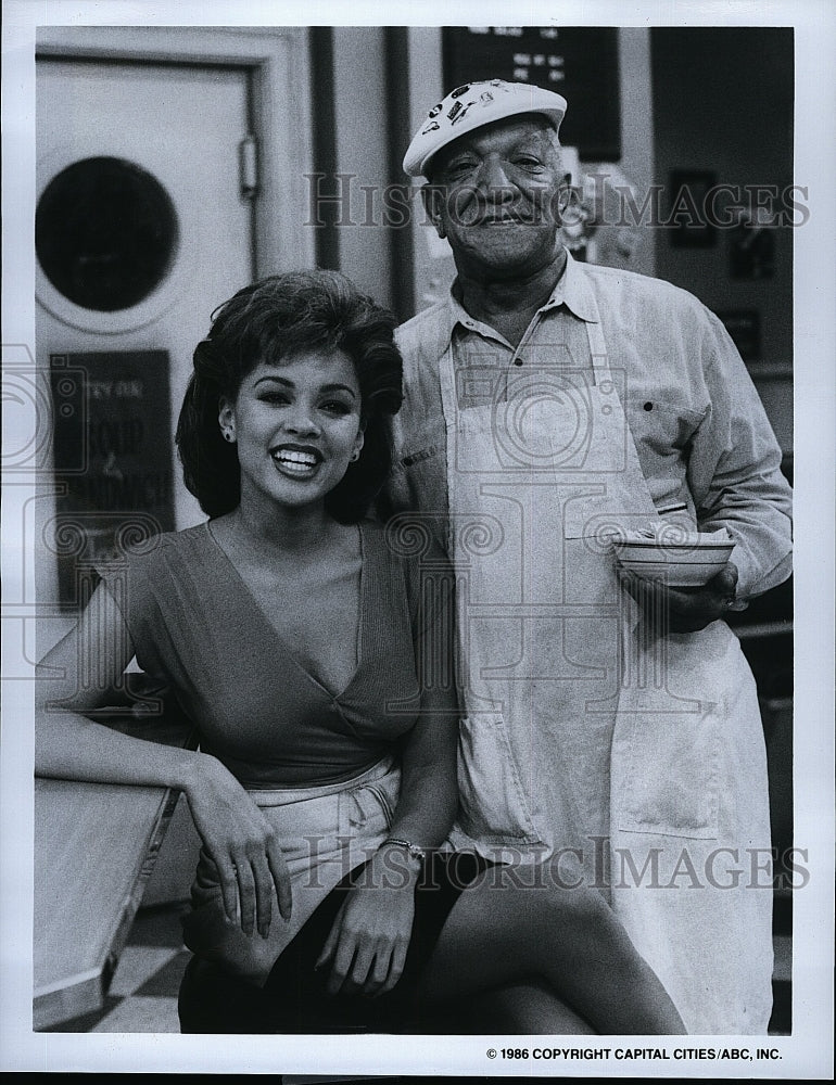 1986 Press Photo &quot;The Redd Foxx Show&quot; starring Redd Foxx,Vanessa Williams- Historic Images