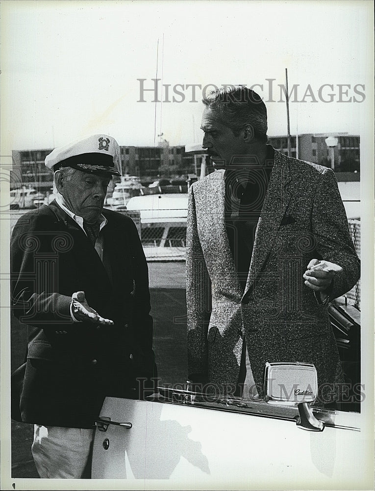 1986 Press Photo Hal Linden, Harry Morgan &quot;Blacke&#39;s Magic&quot;- Historic Images