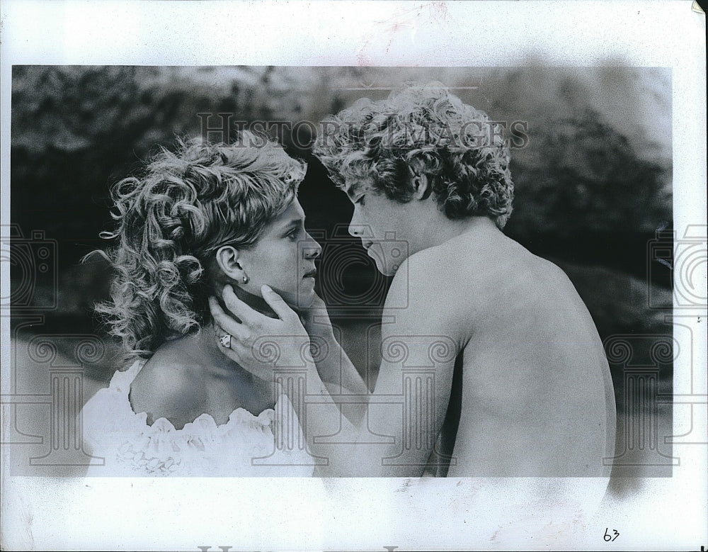 1982 Press Photo Kristy McNichol, Christopher Atkins &quot;The Pirate Movie&quot;- Historic Images