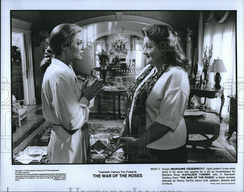 1989 Press Photo &quot;The War of the Roses&quot; Kathleen Turner &amp; Marianne Sagebrecht- Historic Images