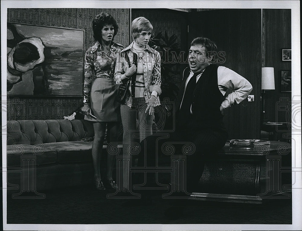 1972 Press Photo "The Sandy Duncan Show" Pam Zarit,Tom Bosley- Historic Images