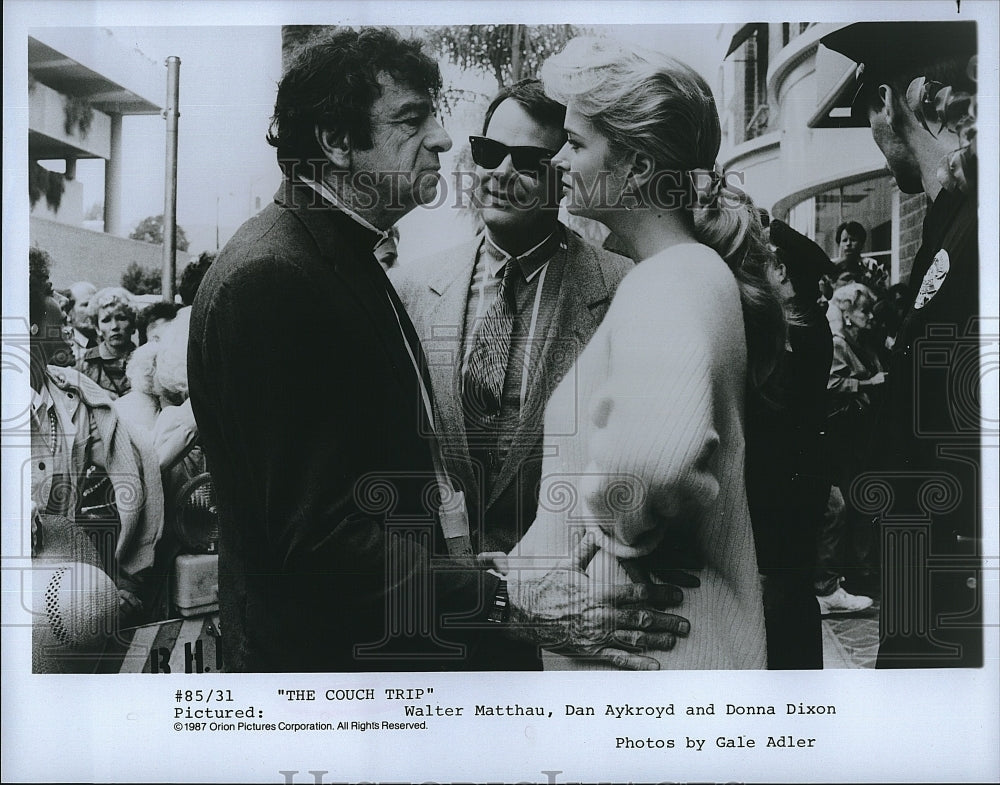 1987 Press Photo Walter Matthau, Dan Aykroyd, Donna Dixon &quot;The Couch Trip&quot;- Historic Images