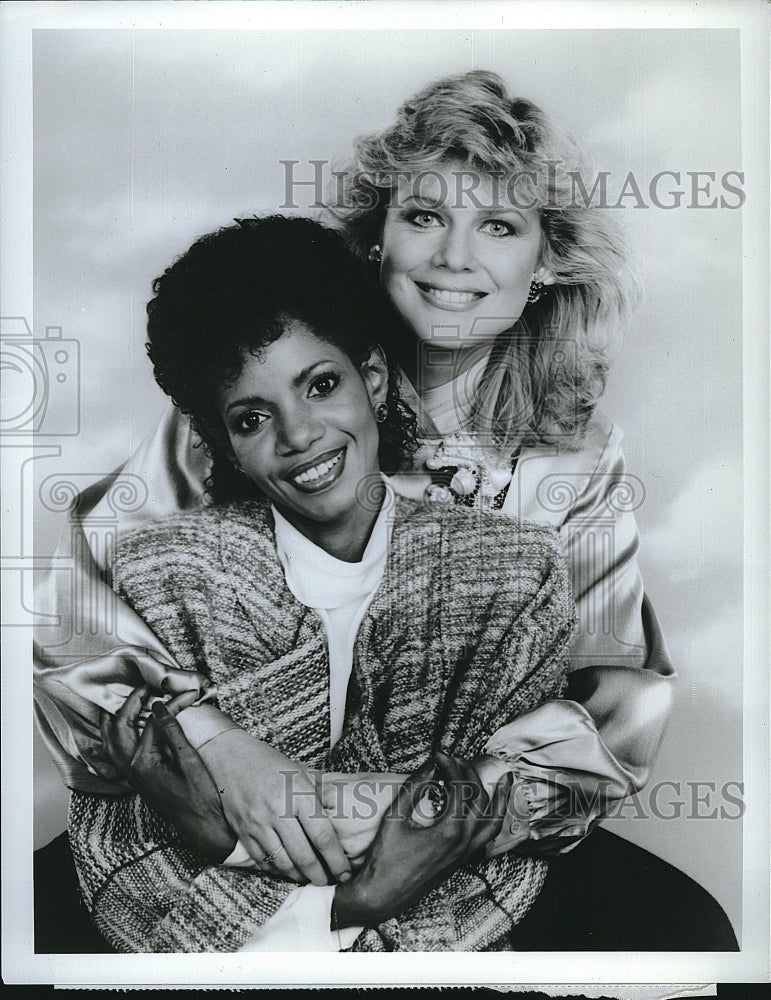 1986 Press Photo Actresses Melba Moore &amp; Gracie Harrison in &quot;Melba&quot;- Historic Images