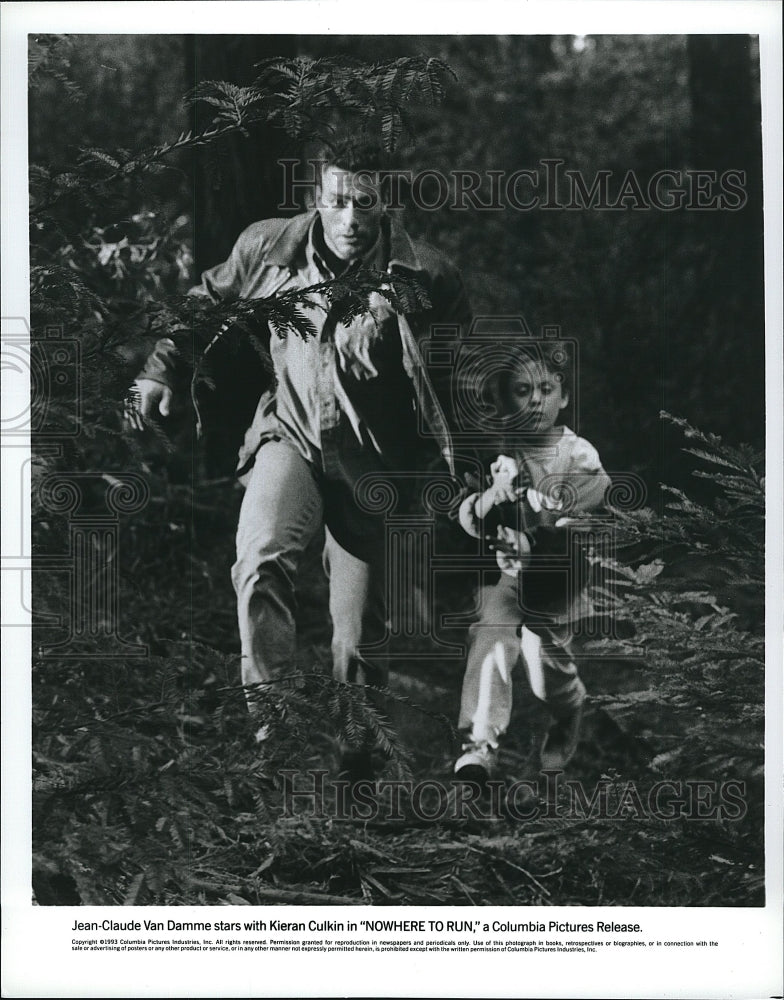 1993 Press Photo Jean-Claude Van Damme in Nowhere To Run - Historic Images