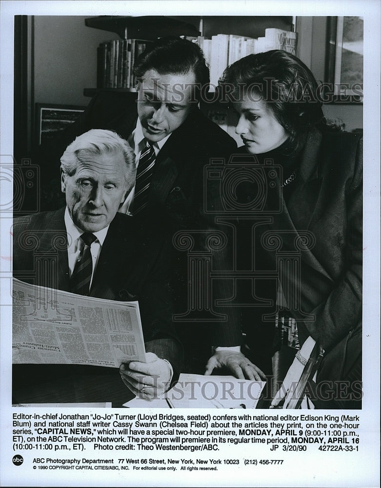 1990 Press Photo Lloyd Bridges Mark Blum Chelsea Field Capital News TV Series - Historic Images