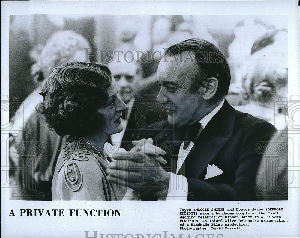 1984 Press Photo Maggie Smith, Denholm Elliott &quot;A Private Function&quot;- Historic Images