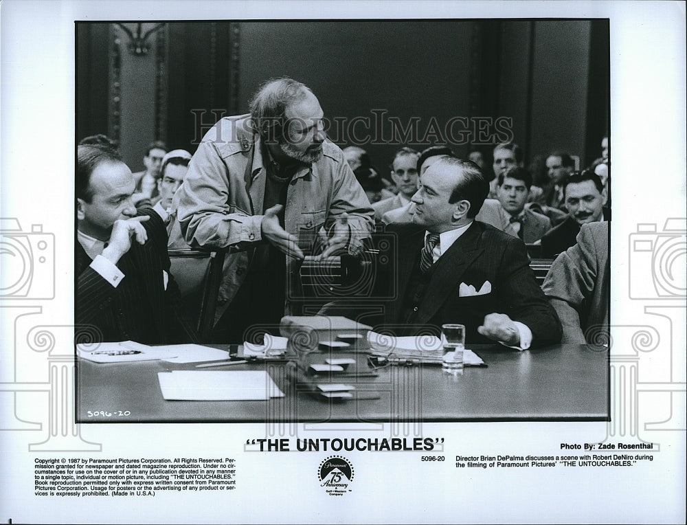 1987 Press Photo Director Brian DePalma, Robert DeNiro &quot;The Untouchables&quot;- Historic Images