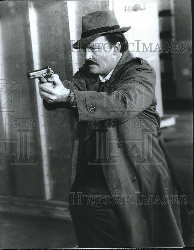 1987 Press Photo Stacy Keach in &quot;The New Mike Hammer&quot;- Historic Images