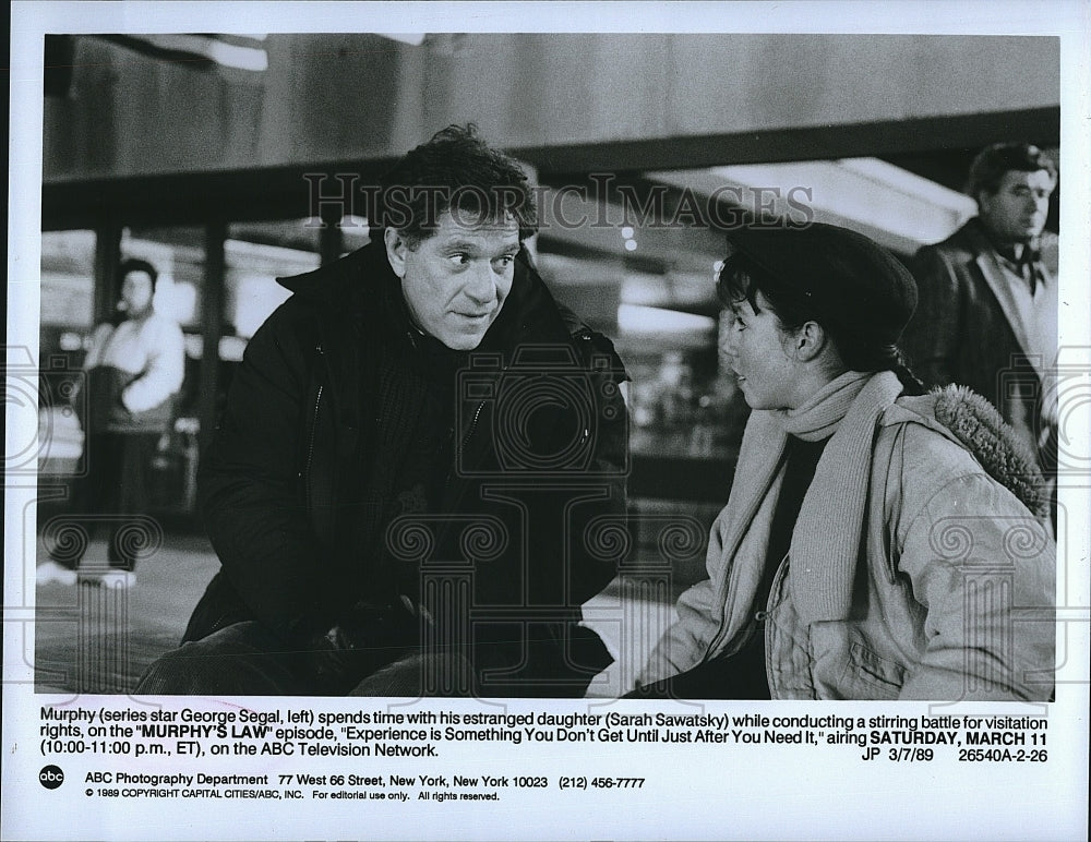 1989 Press Photo George Segal and Sarah Sawatsky in &quot;Murphy&#39;s Law&quot;- Historic Images