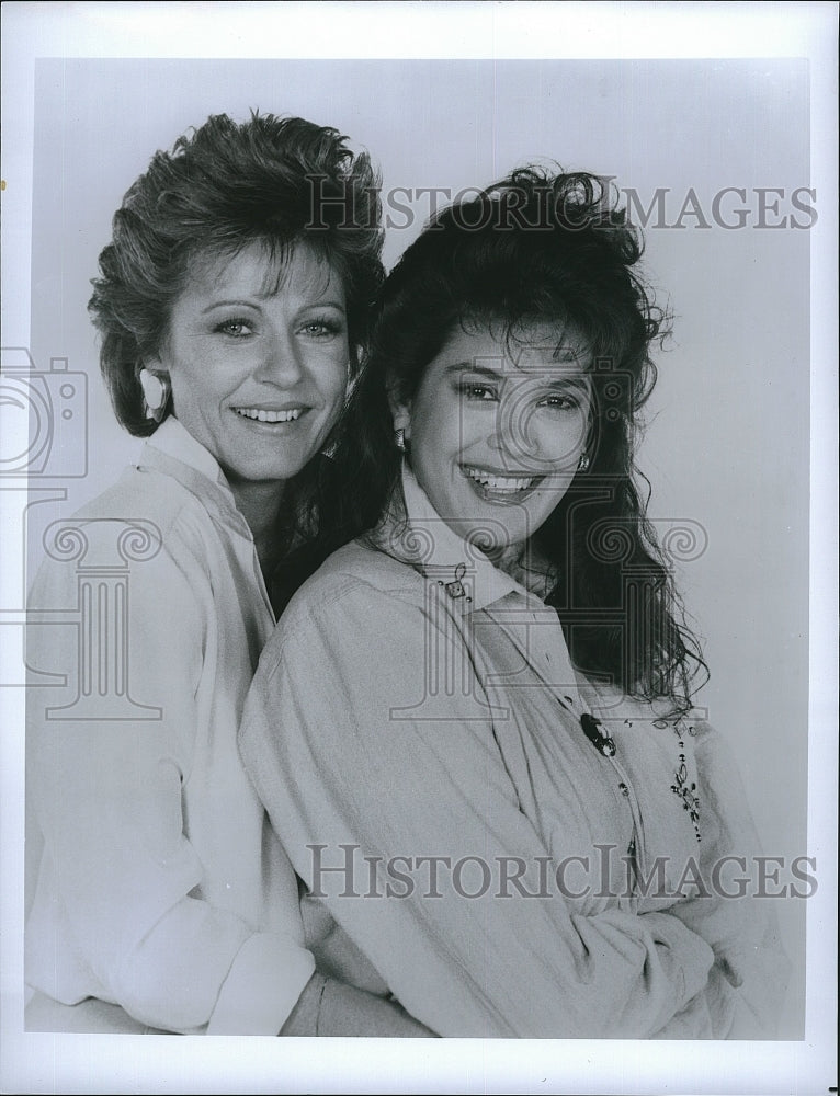 1987 Press Photo Patty Duke Actress Terri Hatcher Karen&#39;s Song Comedy Series TV- Historic Images