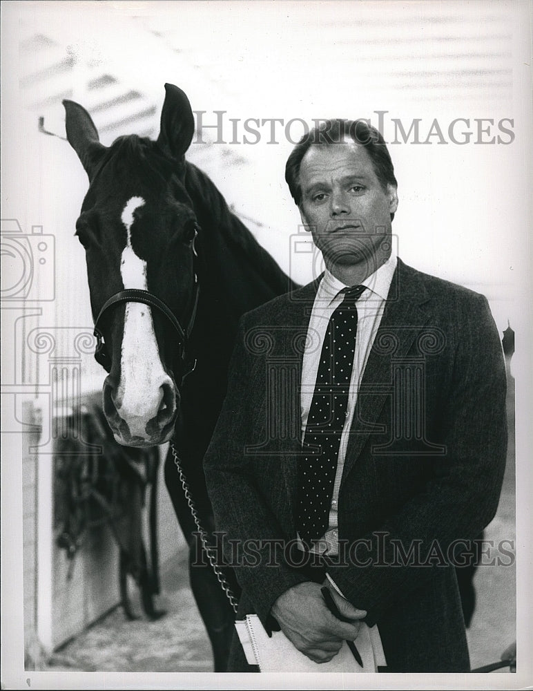 1989 Press Photo Fred Dryer Actor in &quot;Hunter&quot;- Historic Images