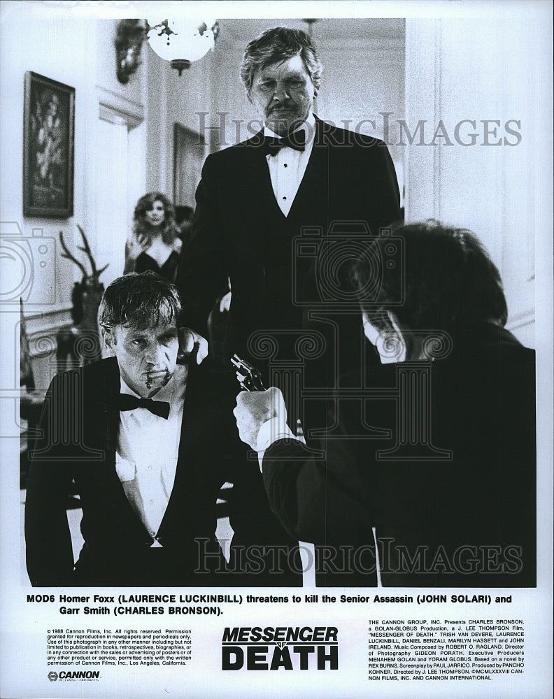 1988 Press Photo Laurence Luckinbill &amp; John Solari in &quot;Messenger Death&quot;- Historic Images