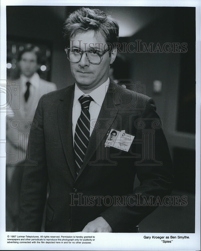 1987 Press Photo Gary Kroeger as Ben Smythe in TV show &quot;Spies&quot;- Historic Images