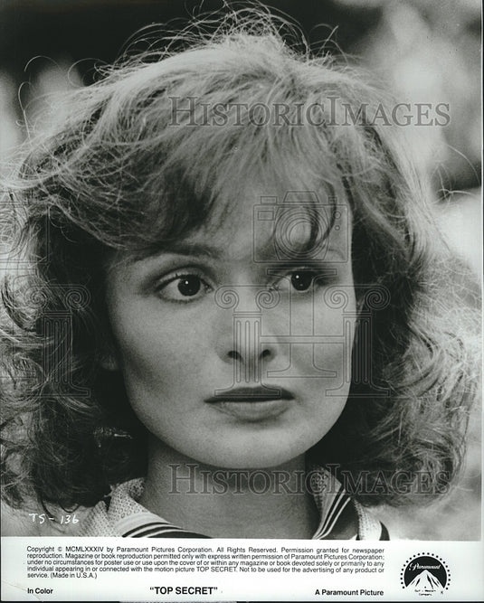 1984 Press Photo Lucy Gutteridge "Top Secret"- Historic Images
