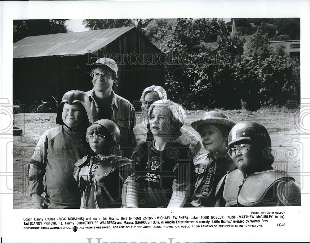 1994 Press Photo Rick Moranis, Michael Zwiener & Todd Bosley in "Little Giants" - Historic Images