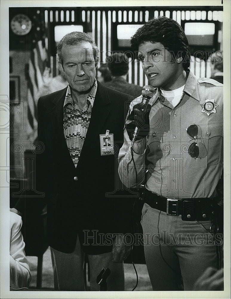 1983 Press Photo Astronaut Gordon Cooper, Actor, Policeman Erik Estrada, Chips- Historic Images