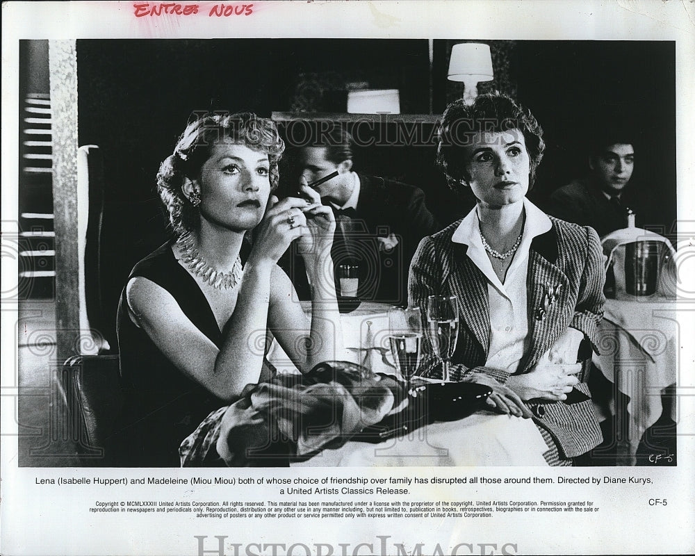 1983 Press Photo Isabelle Huppert, Miou Mious &quot;Entre Nous&quot;- Historic Images