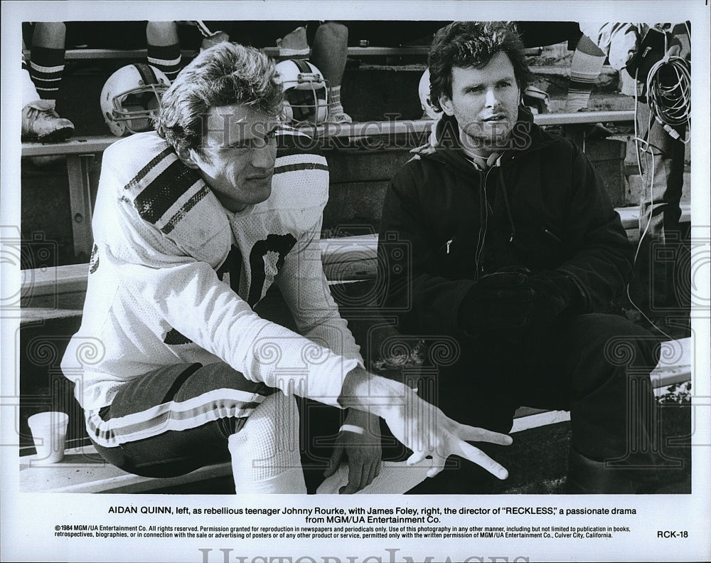 1984 Press Photo Reckless Film Actor Aidan Quinn Director James Foley On Set- Historic Images