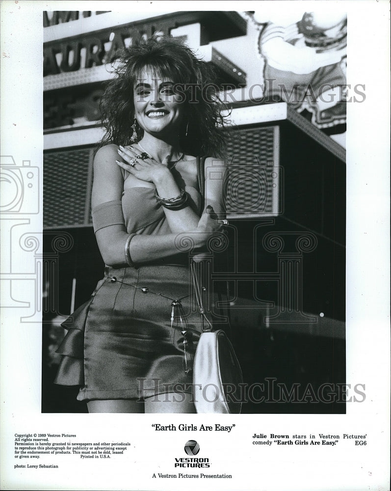 1989 Press Photo Julie Brown in "Earth Girls Are Easy"- Historic Images