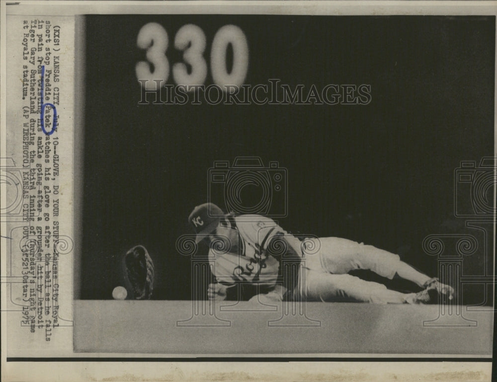 1975 Royals Freddie Patek Twists Ankle-Historic Images