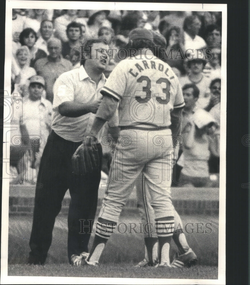 1977 Clay Carrol Pitch Umpire Discuss Call - Historic Images