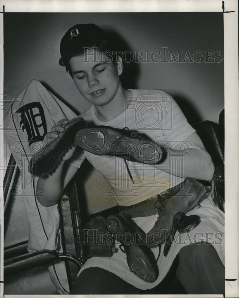 1947 Press Photo Harvey Riebe Detroit Tigers - Historic Images