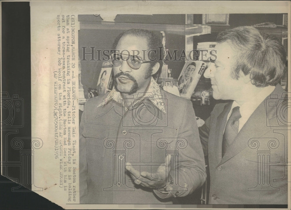 1976 Red Sox Pitcher Luis Tiant Holdout - Historic Images