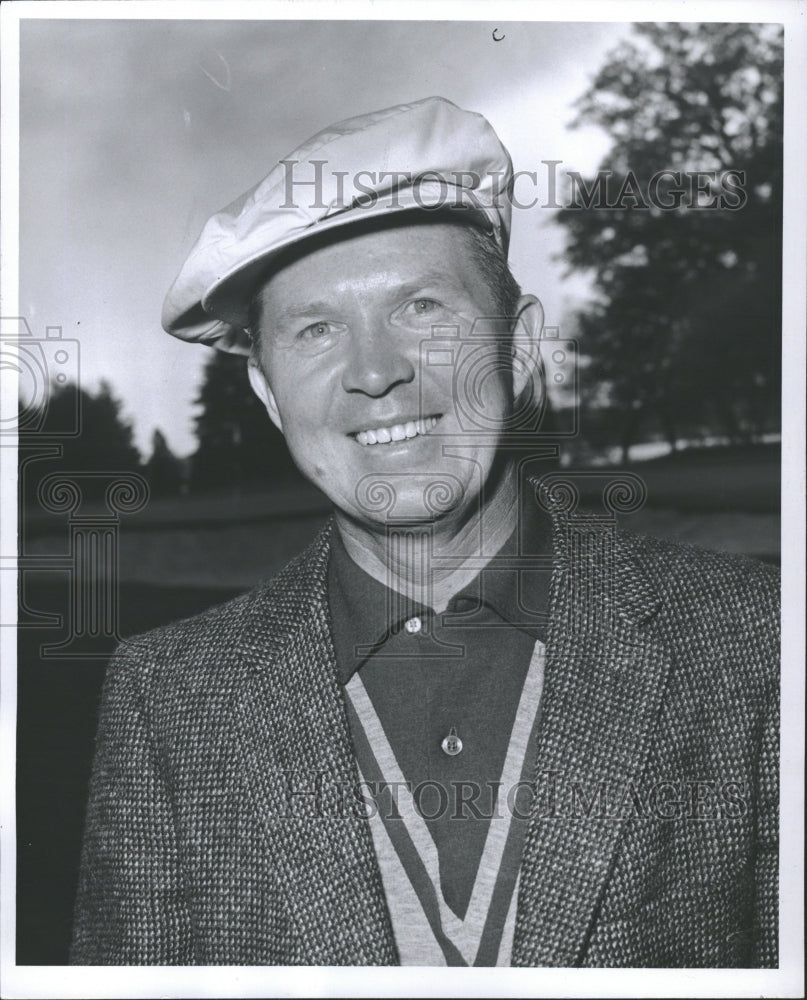 1956 Edwin Ervasti Royal Oak Golf Player - Historic Images