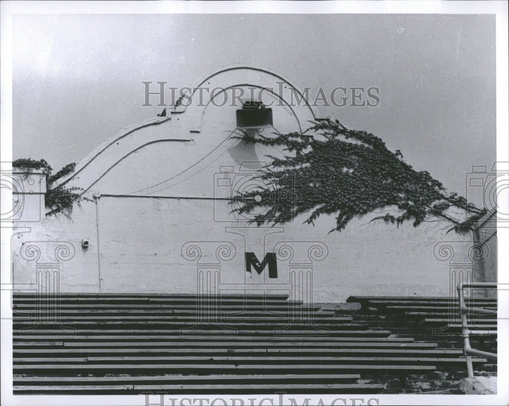 1971 Press Photo University  Detroit Stadium College - Historic Images