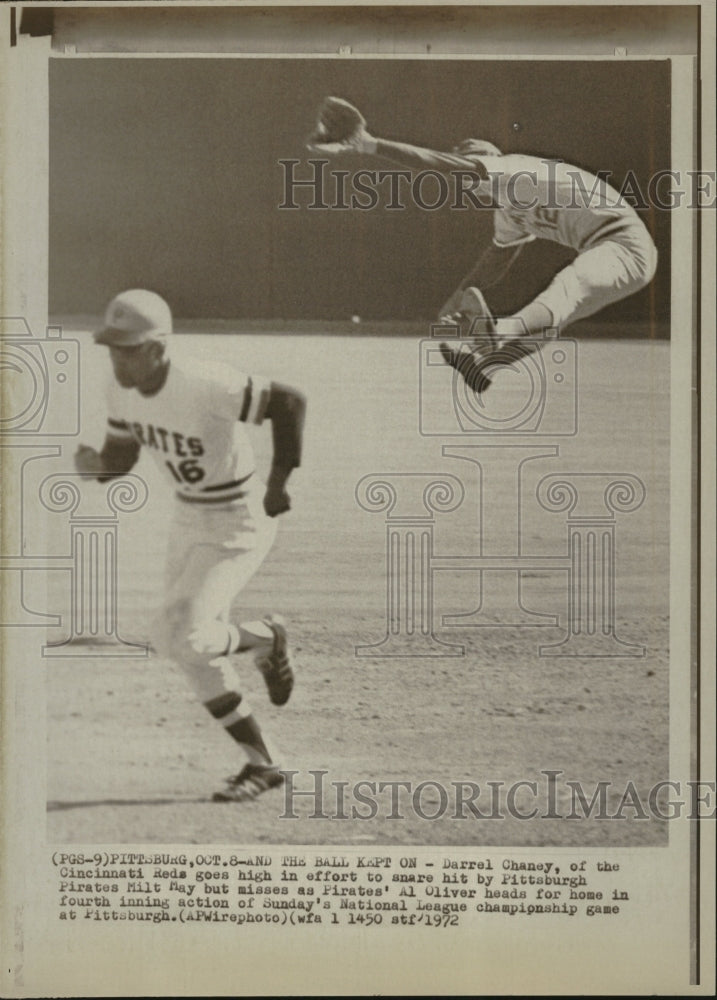 1972 Reds Player Jumps to Catch Pirate Ball - Historic Images