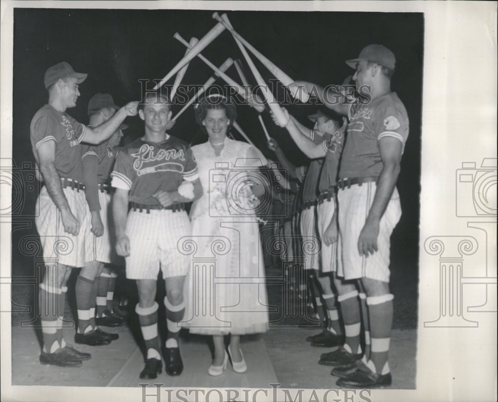1953 Lauderdale Lions Foot ball team - Historic Images