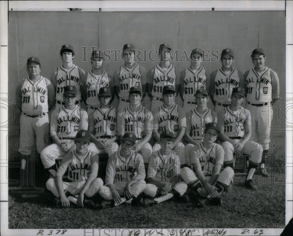 1972 Ballwin Mo American legion Memphis - Historic Images