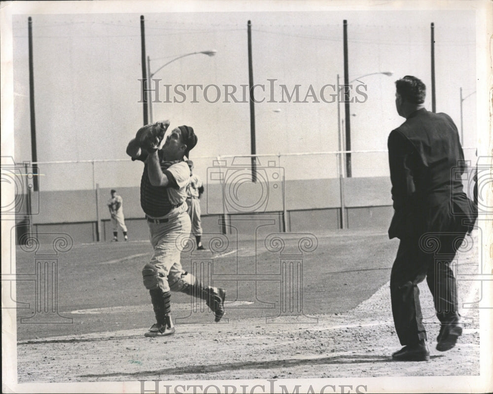 1966 George Susce Detroit Tigers catcher - Historic Images