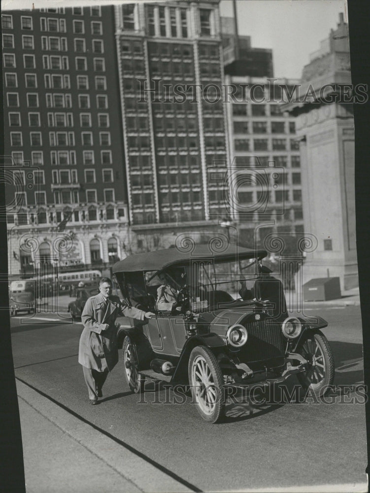 1945 1913 Empire Automobile - Historic Images