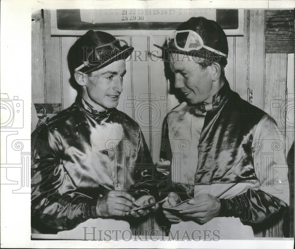 1942 Suffolk Downs Ted Atkinson Carroll - Historic Images
