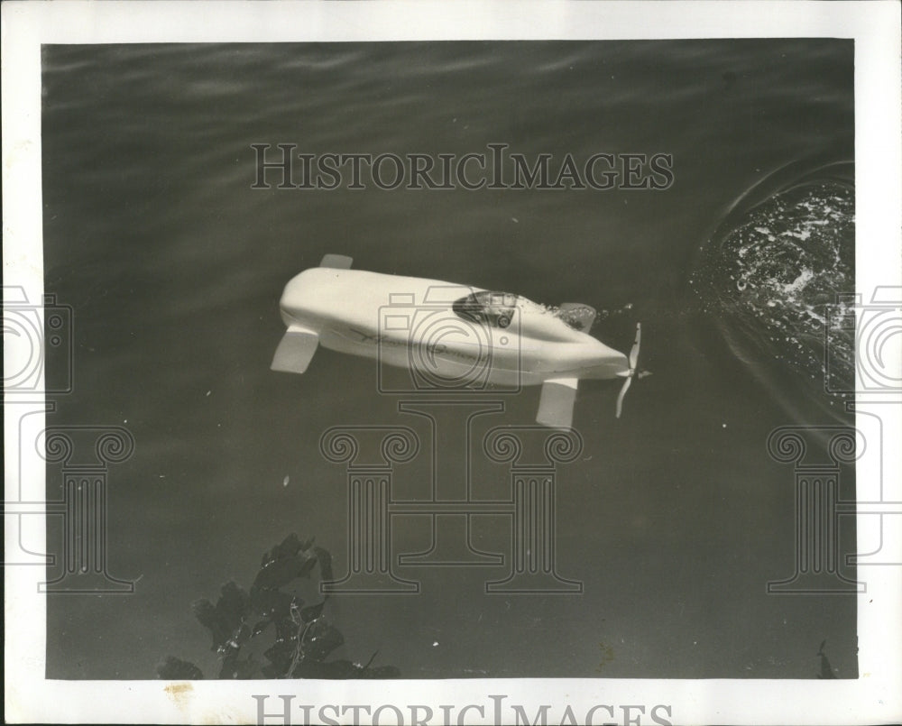 1953 Minisub Mark III Swimmer Rubber Ocean - Historic Images