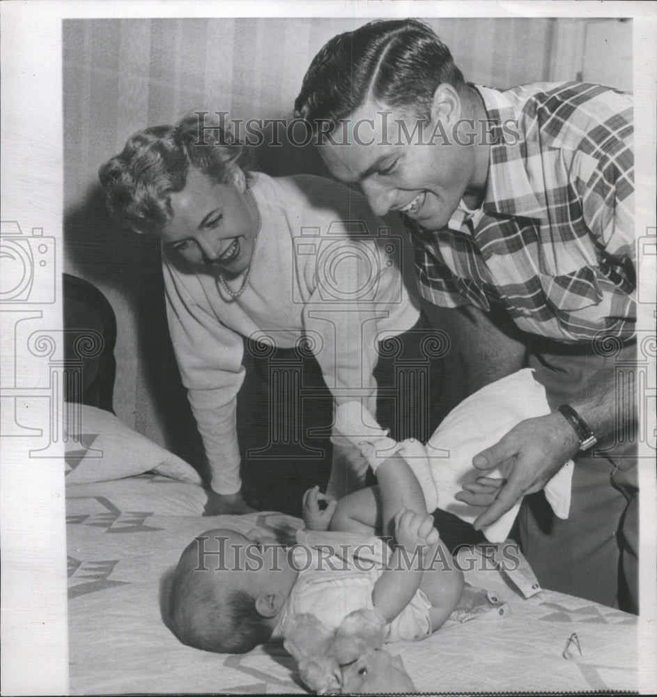 1954 William Beneditto Renna Left Fielder - Historic Images