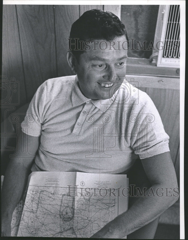 1967 Joe pierce, Jr.  Race Horse Trainer - Historic Images