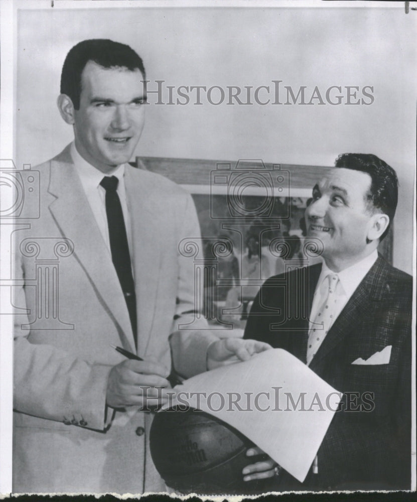 1959 Press Photo St Louis Hawks Coach Owner Promotion - Historic Images