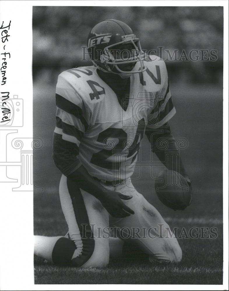 1982 New York Jets RB Freeman McNeil Runs VS Miami Dolphins Press Photo