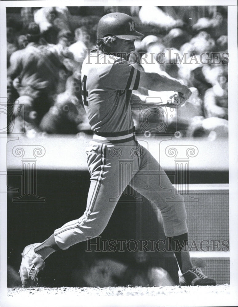 1977 Milwaukee outfielder Jim Wohlford - Historic Images