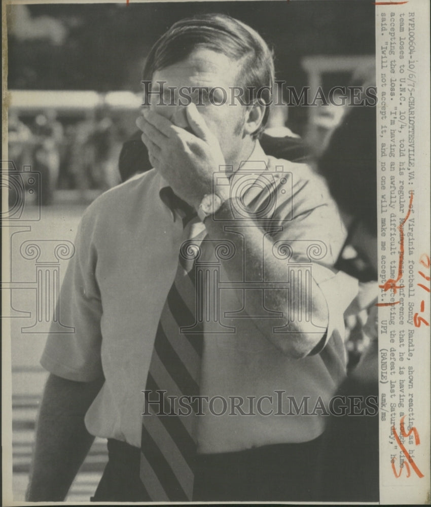 1975 University Of Virginia Football Coach Sonny Randle - Historic Images