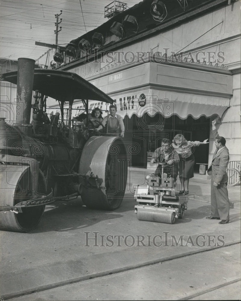  Steamroller Road Roller sKay Stewart Eddie - Historic Images