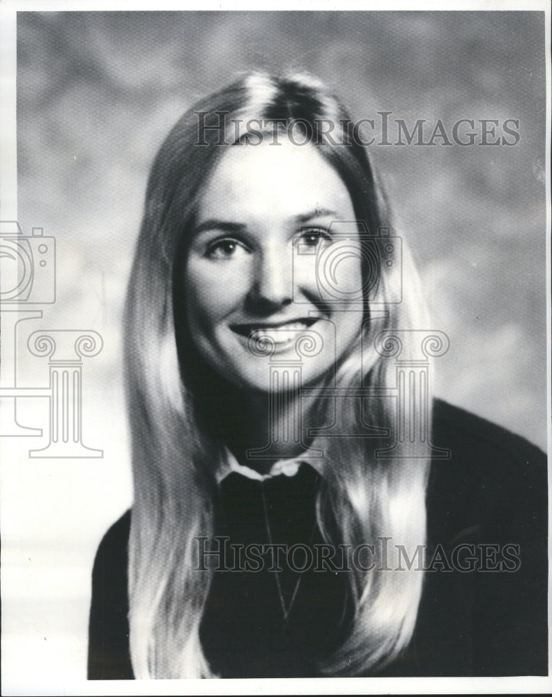 1977 Sue Smith Homecoming Queen Orange Bowl - Historic Images