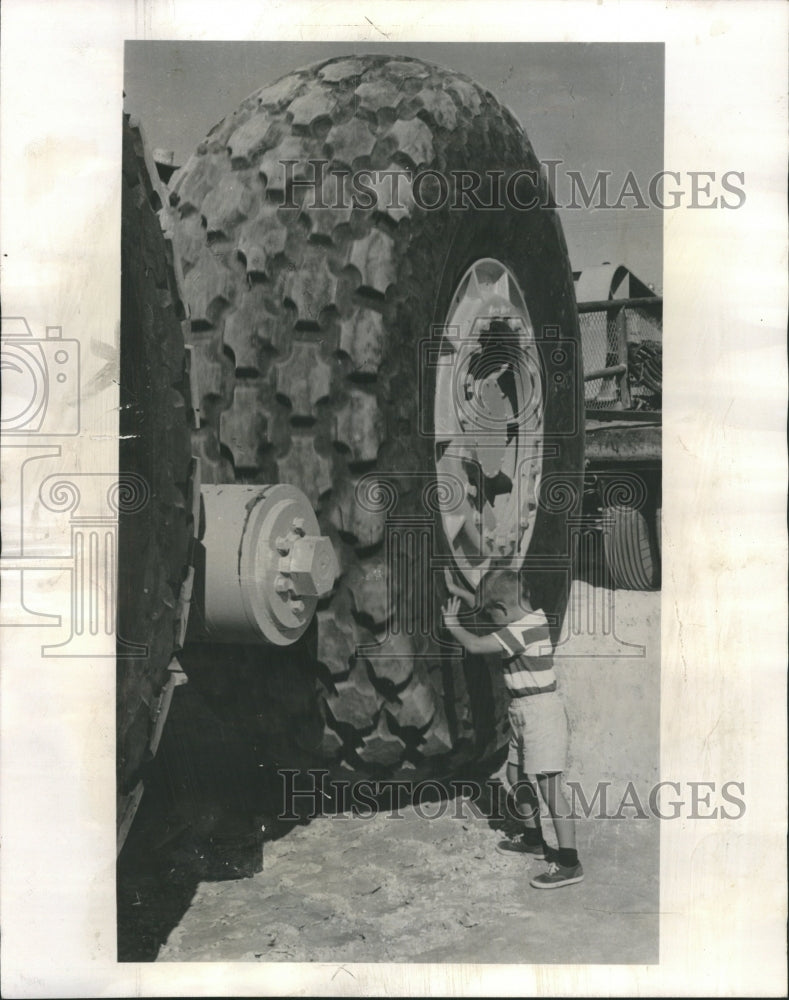1958 Firestone Company Tires Arabian Oil - Historic Images